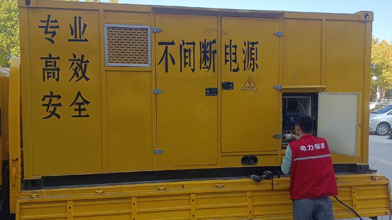 大冶柴油发电机组和UPS电源配合使用时，如何避免切换过程中的电力中断？