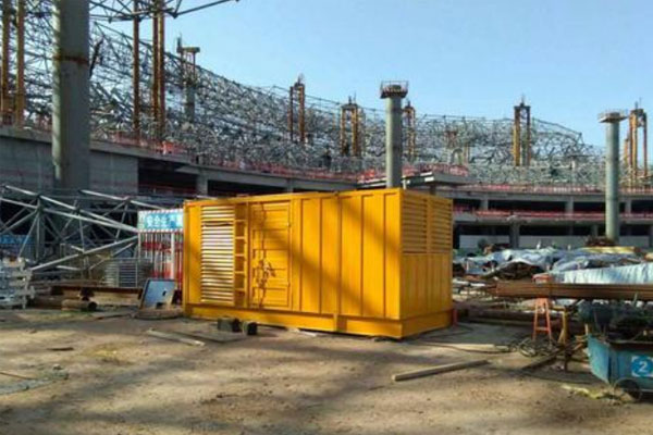 大冶发电机出租如何判断空气滤清器是否需要更换？