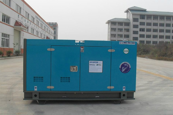 大冶发电机租赁如何正确安装空气滤清器？