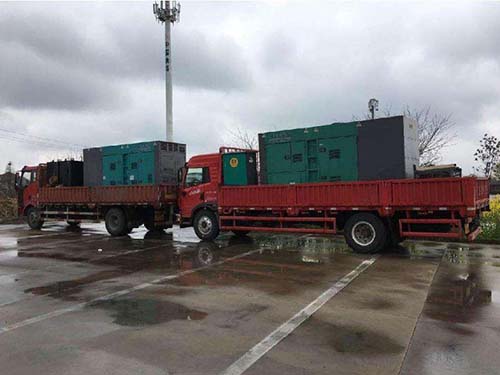 大冶涂抹密封胶后，需要等待多长时间才能安装水冷式机油散热器密封件？